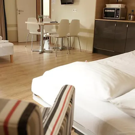 Appart hôtel Fuerjes Apartmanhaz