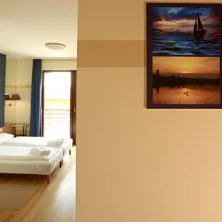 Appart hôtel Fuerjes Apartmanhaz 4*