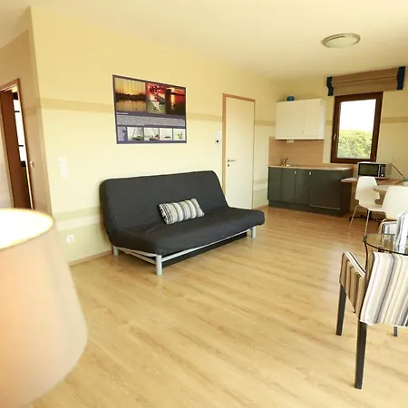 Fuerjes Apartmanhaz * Балатонфюред