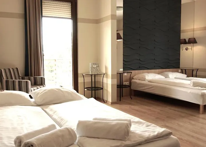 Fuerjes Apartmanhaz Appart hôtel 4*